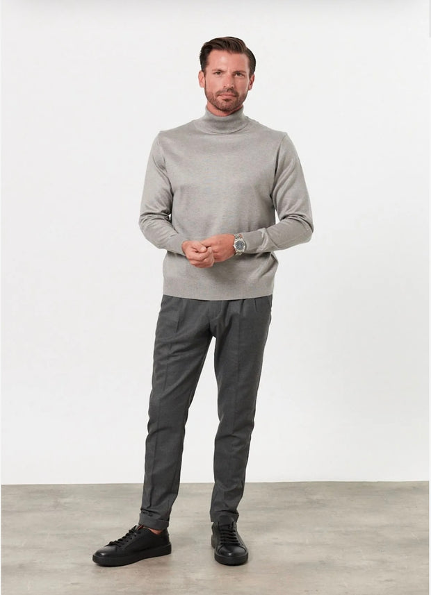 “Isaac” Light Gray Men’s Turtle Neck Sweater