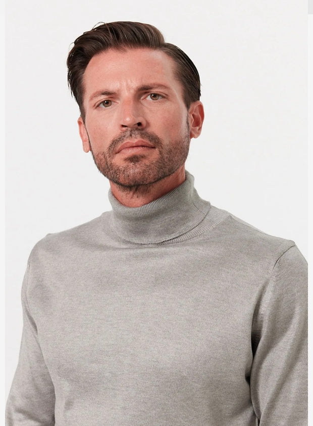 “Isaac” Light Gray Men’s Turtle Neck Sweater