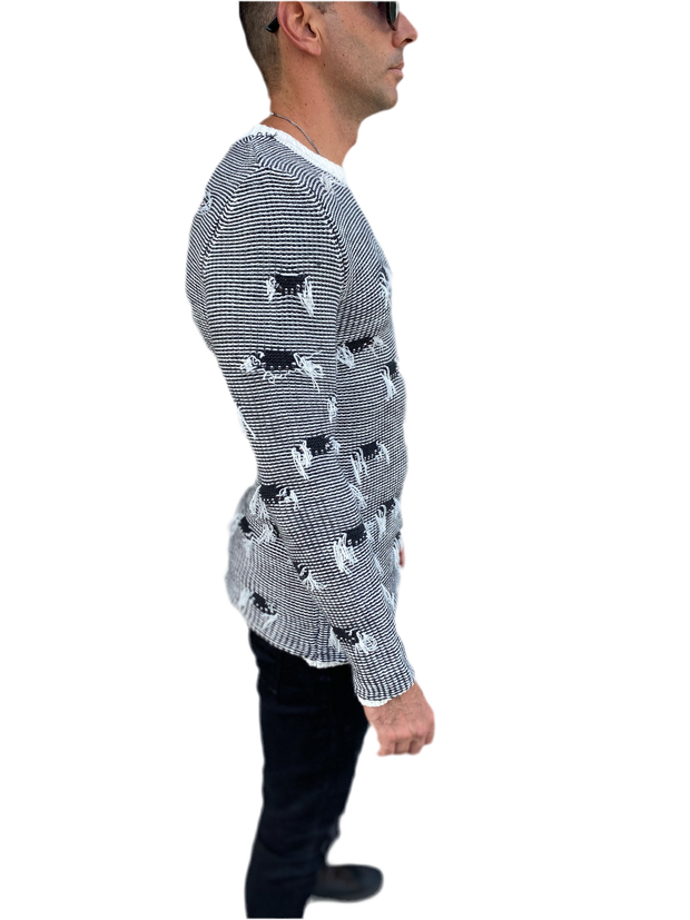 "Ervin" White Light Weight Crew Neck Knitted With a Distressed Look