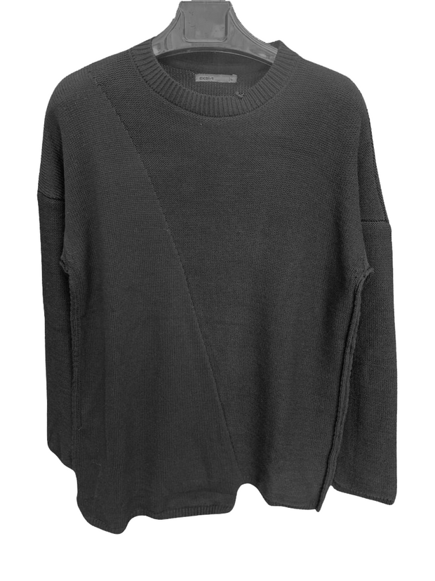 [Adrian] Black Knitted Crew Neck Light Weight Sweater