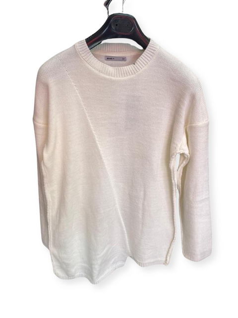 "Michael" White Crew Neck Knitted Light Weight Fashion Sweater